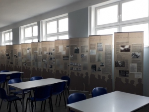2021-11-10 Výstava sami proti všem